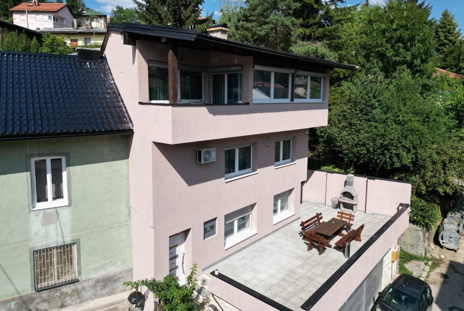 Villa Tara - Sarajevo Center Exteriör bild
